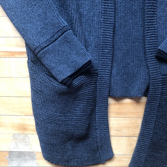 LULULEMON CARDIGAN - Picture 2 of 5